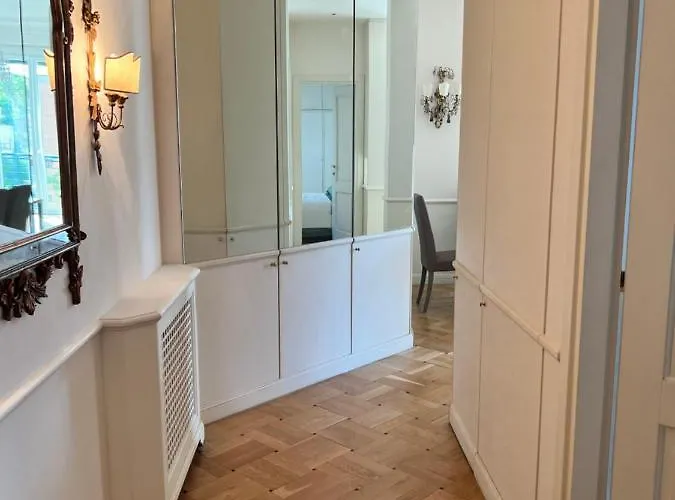 Circo Massimo Sweet - Next To Fao *